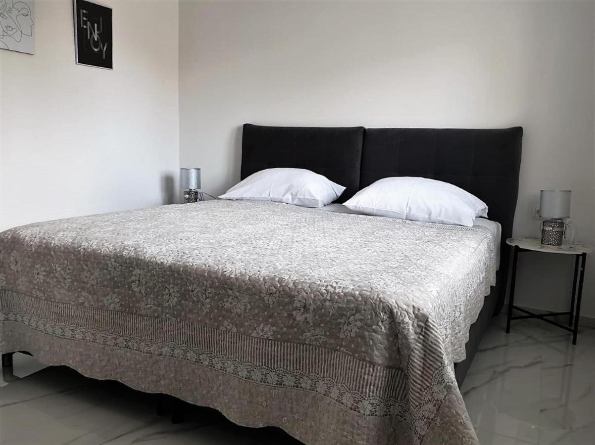 Premium Apartments Adore Novalja Ngoại thất bức ảnh